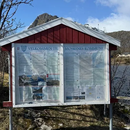 Feriehus Kb - Waterfront Sorvagen Moskenes